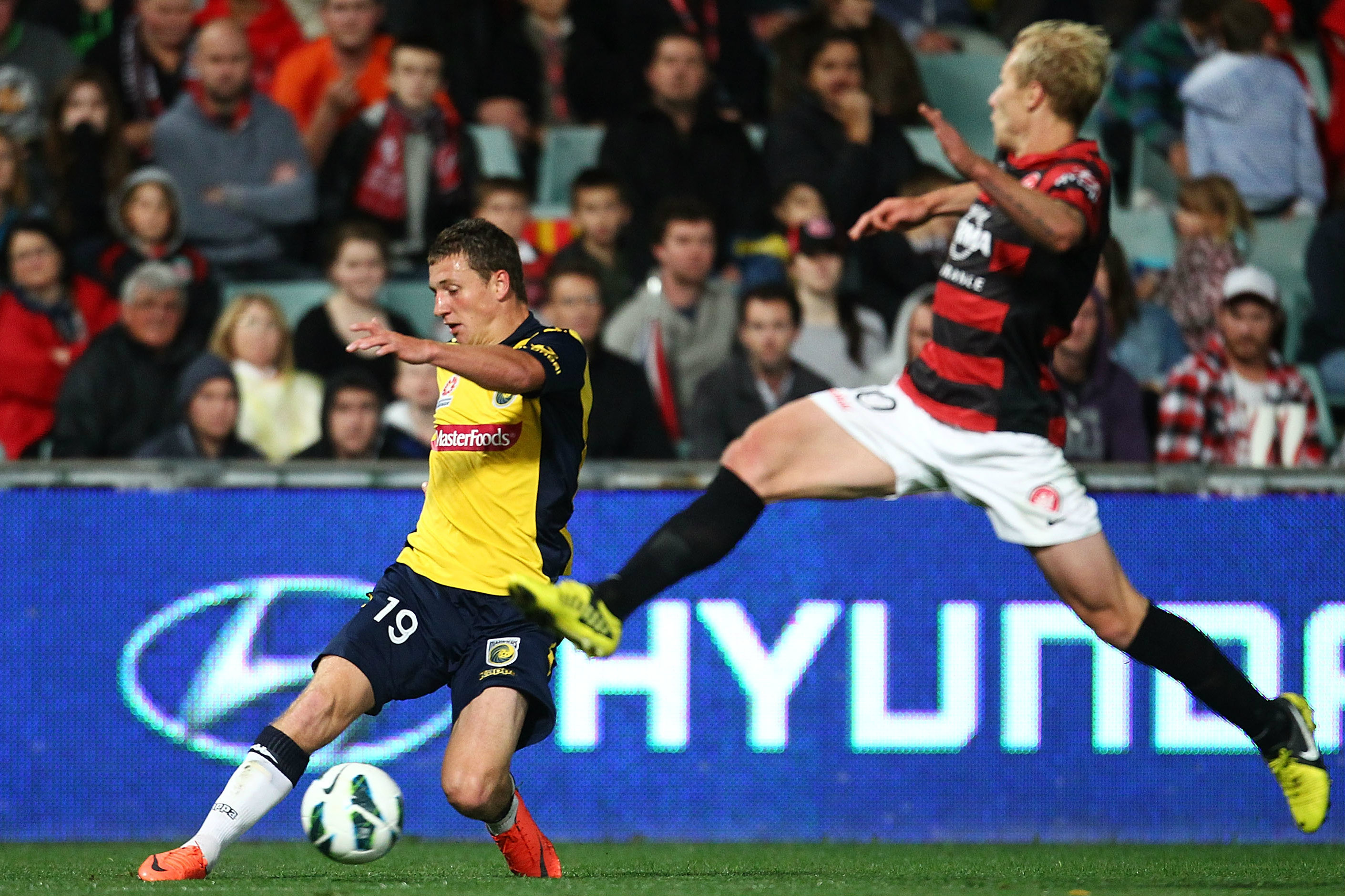 Mitchell Duke, playing for the Mariners, in the first-ever Wanderers game at Parramatta Stadium in 2012