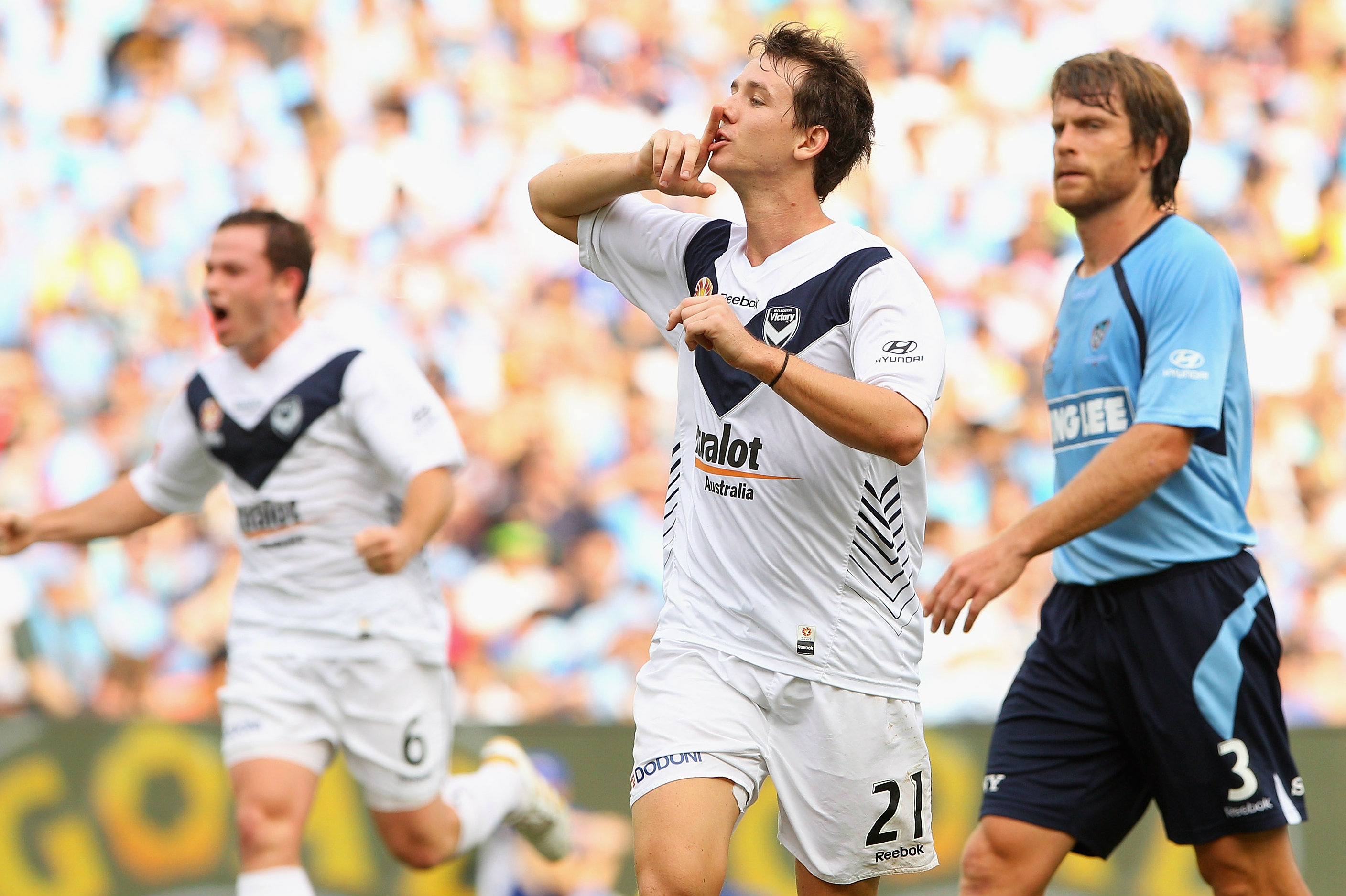 Robbie Kruse silences the Sydney FC fans with his goal in the Grand Final qualifier in 2010