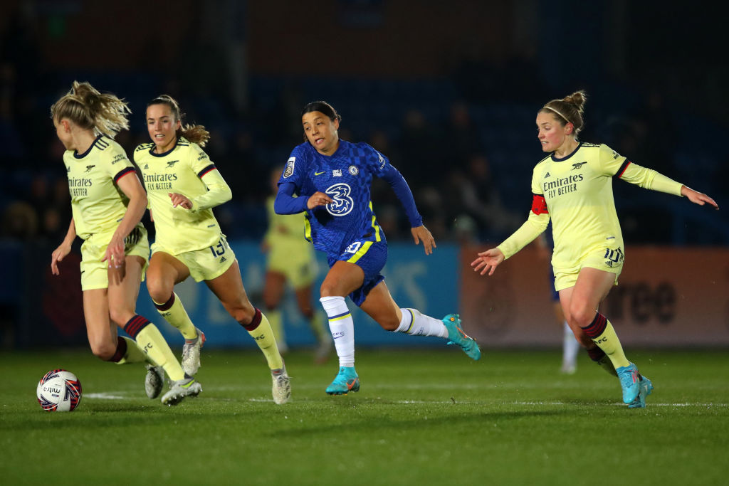 Sam Kerr of Chelsea in action with Kim Little, Leah Williamson and Lia Walti of Arsenal during the Barclays FA Women's Super League match between Chelsea Women and Arsenal Women at Kingsmeadow on February 11, 2022 in Kingston upon Thames, United Kingdom. (Photo: Getty Images)