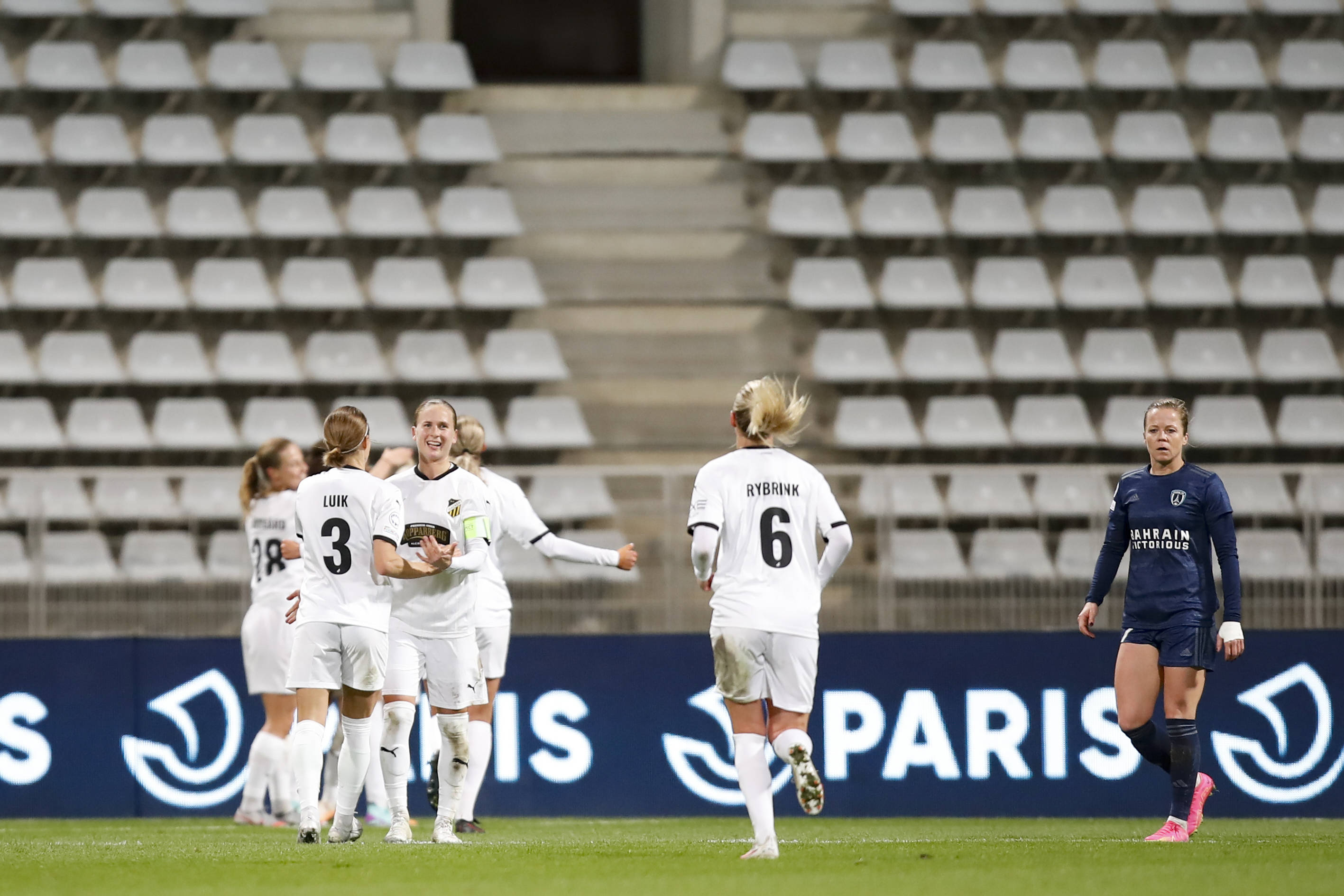 BK Häcken celebrate a goal against Paris FC during the UEFA Women's Champions League group stage. (Photo: Imago)