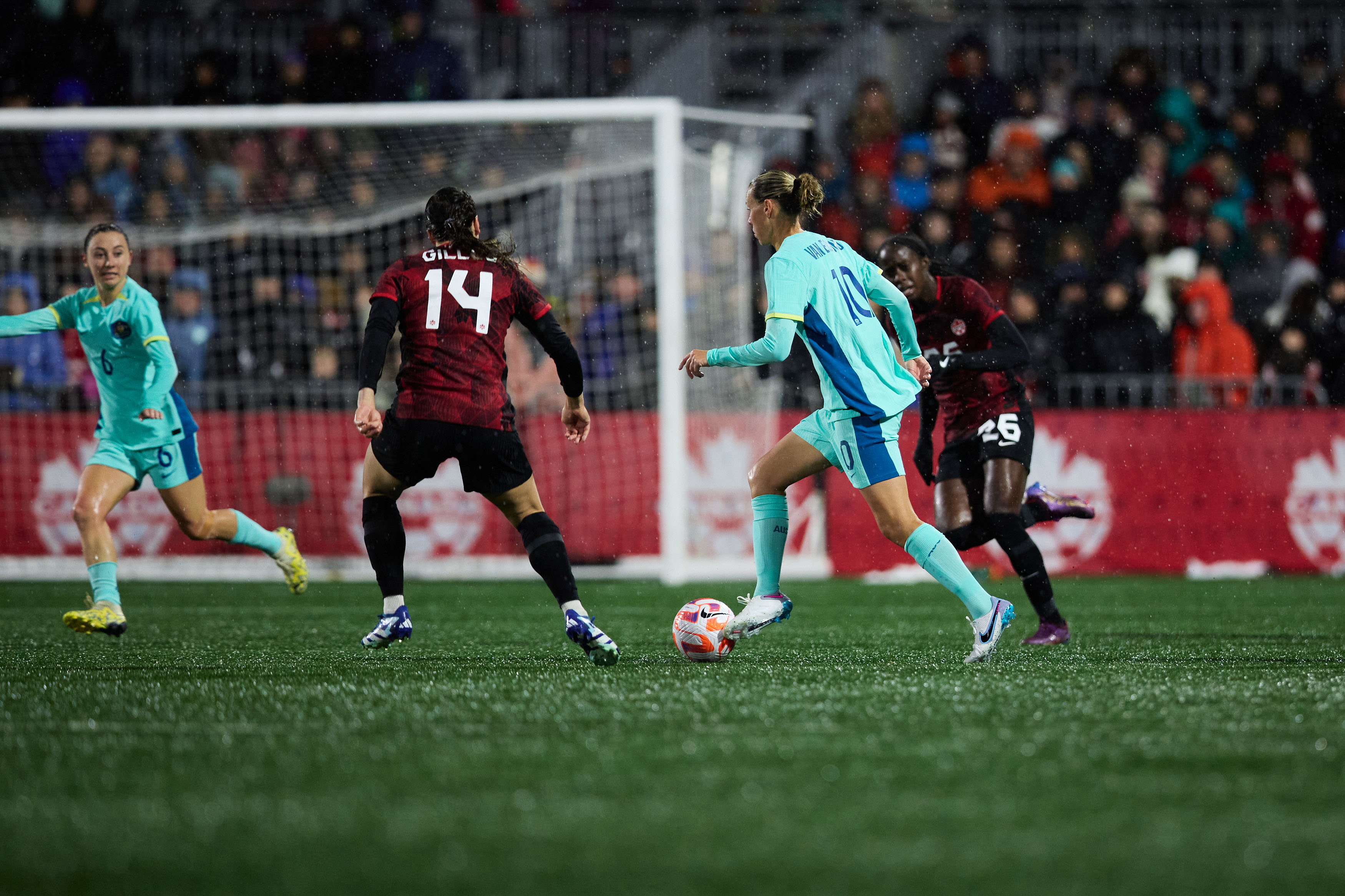Emily van Egmond during Australia's game against Canada at Starlight Stadium in Victoria, BC. (Photo: Rachel Bach/By The White Line)
