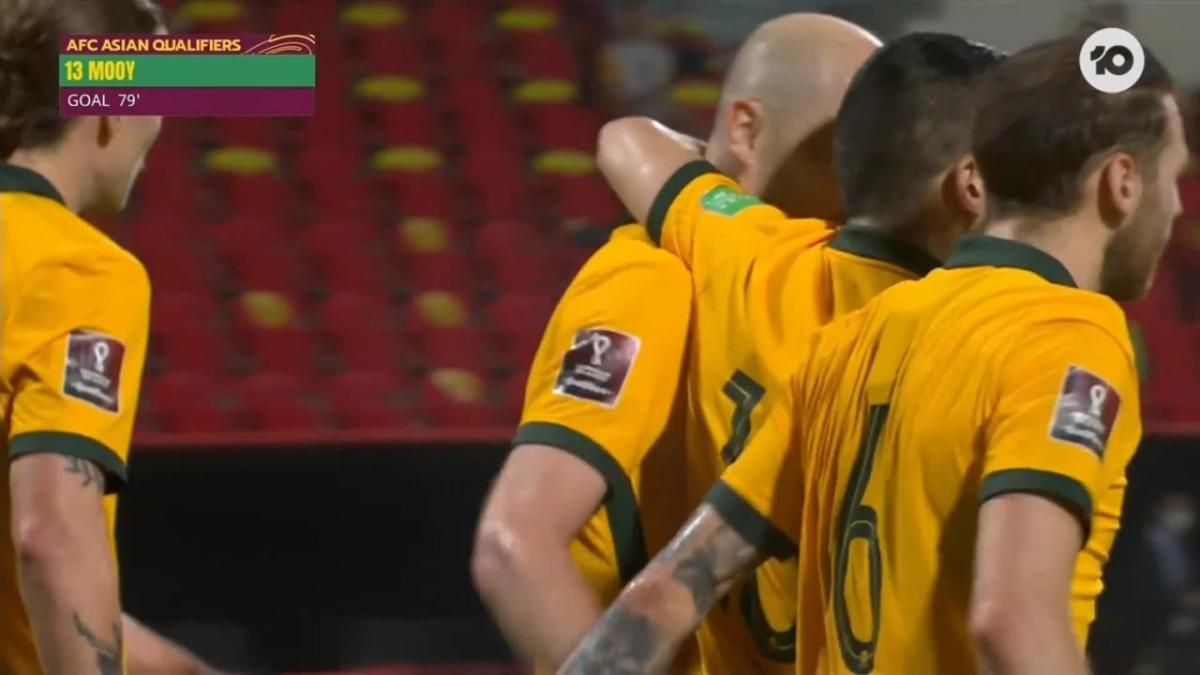 GOAL: Mooy - Australia find the second with ten minutes remaining