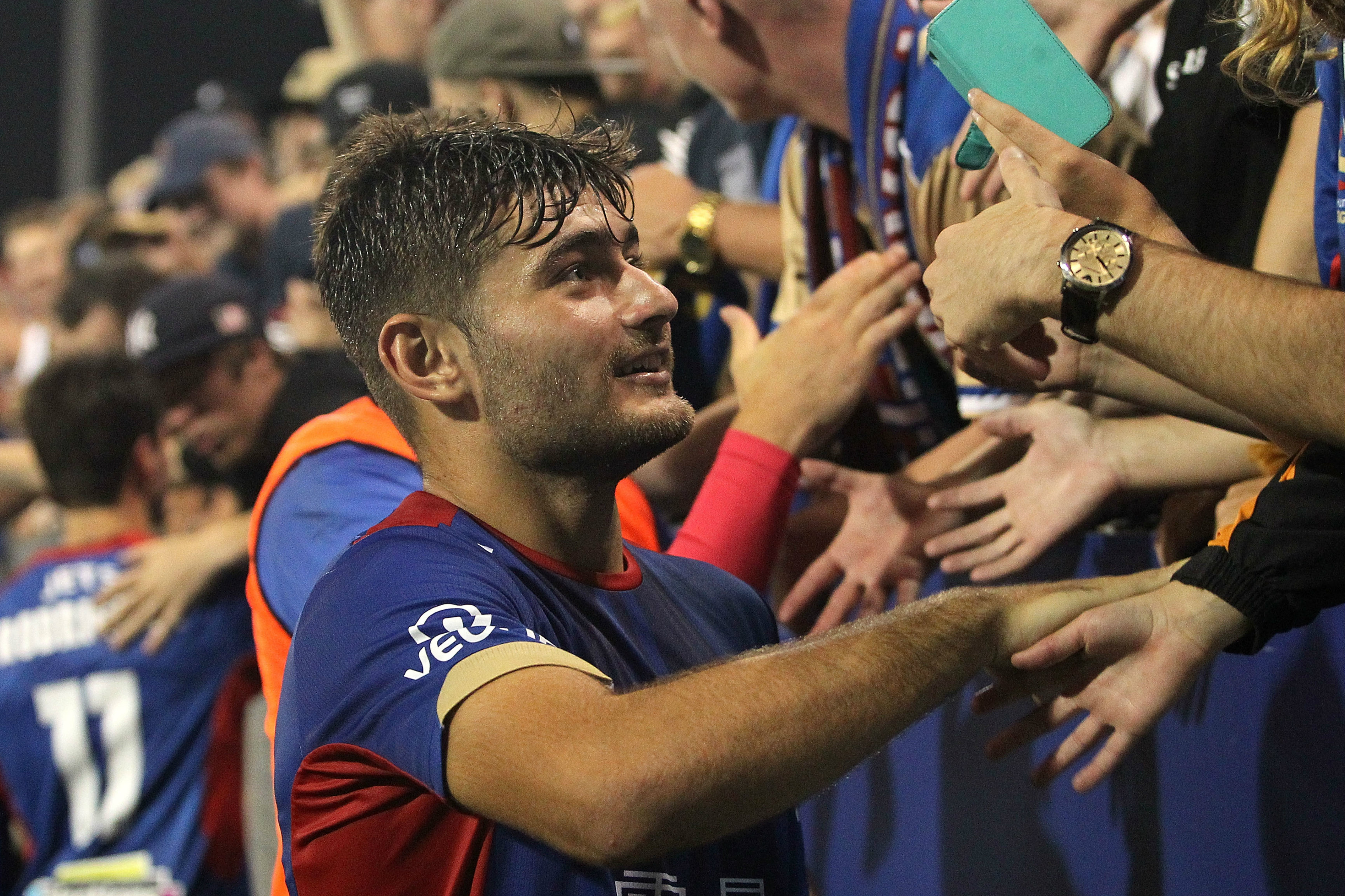 Ivan Vujica (Newcastle Jets) Ivan Vujica (Newcastle Jets)